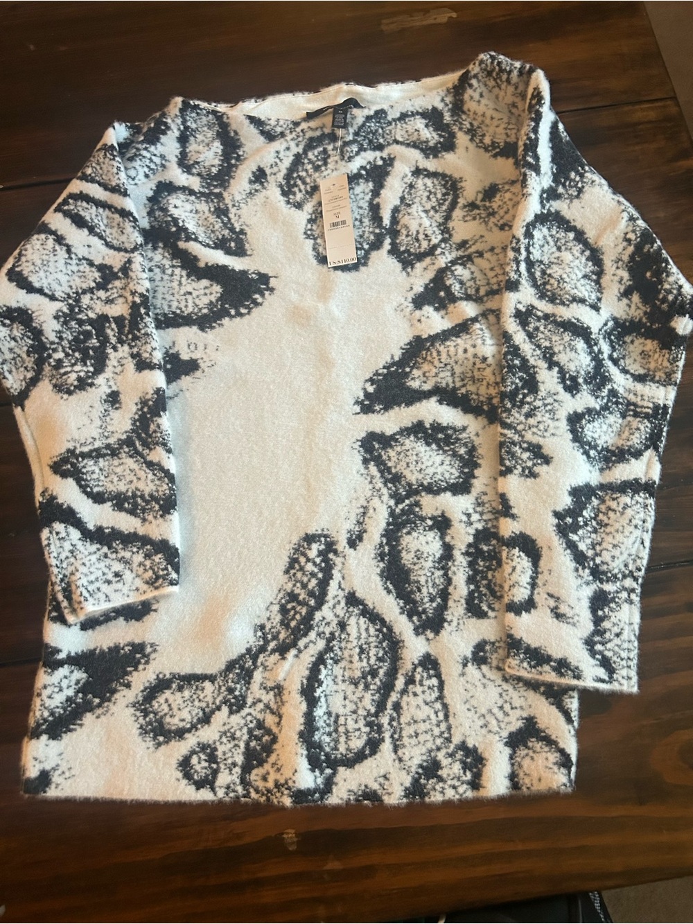 White House Black Market Black & White Abstract Knit Sweater